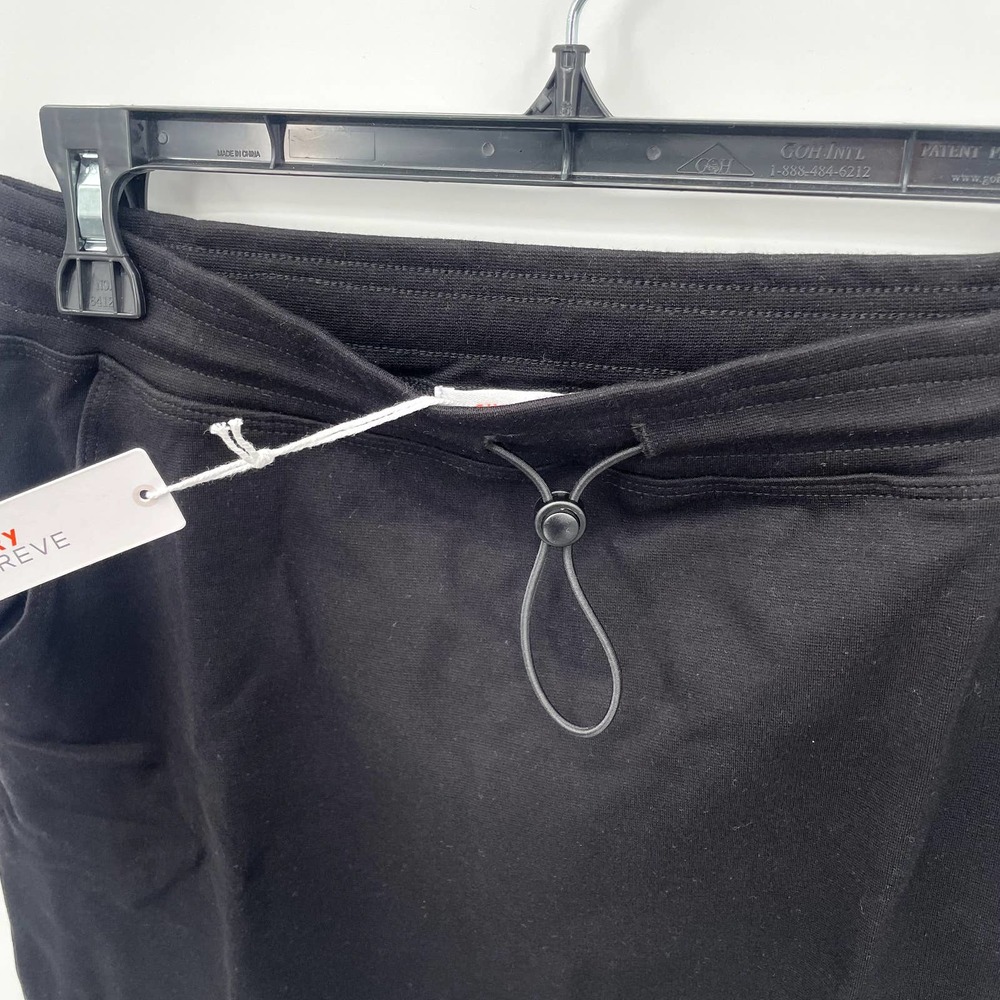 SUNDRY FOR EVEREVE Sunday Skirt with Bungee Drawcord in Black // 2 (M) - Picture 7 of 10